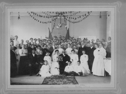 Lisis och Claes bröllop den 7:e juli 1909 i Mariehamns missionskyrka